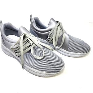 New Gray Slipon Sneakers Slipon Running Walking Shoes Wide Size 8 US Wide /40 EU